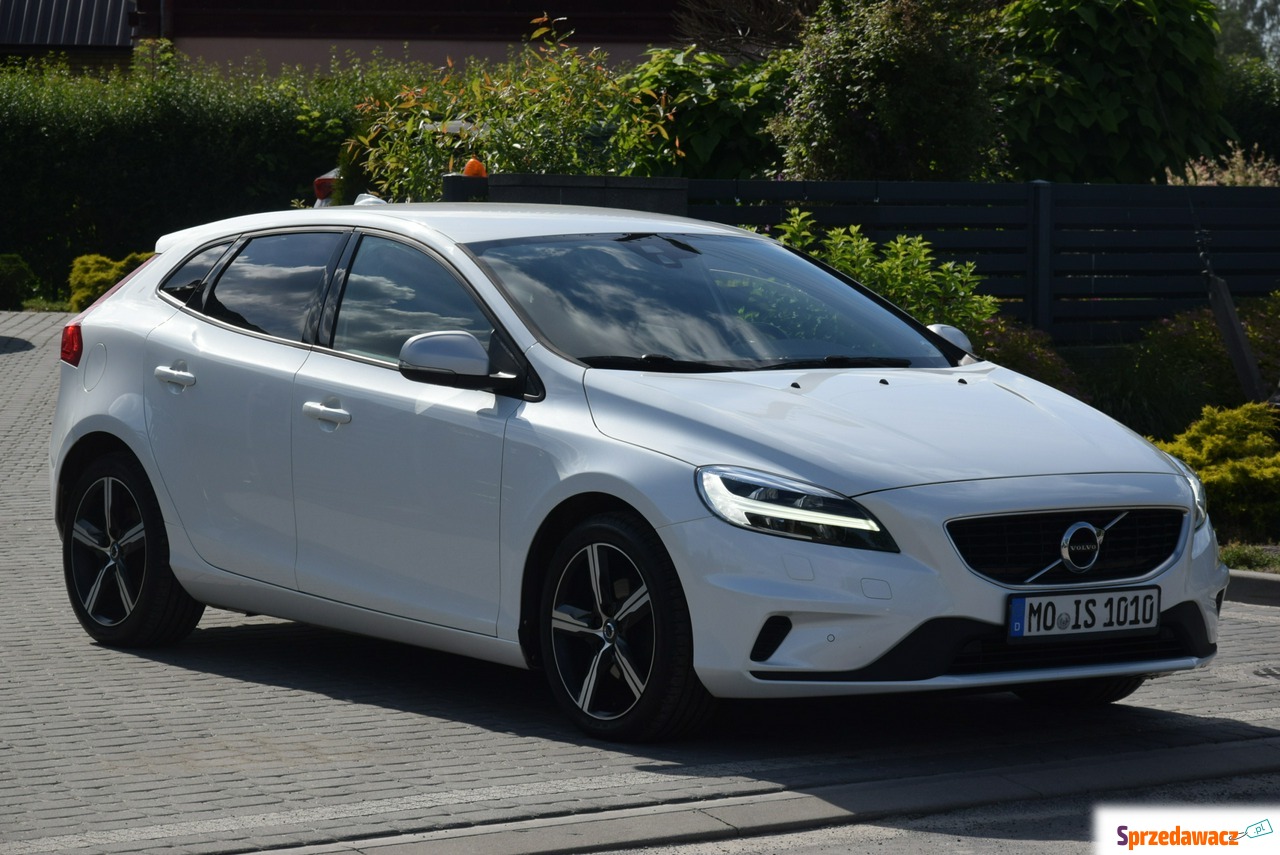 Volvo V40 2017