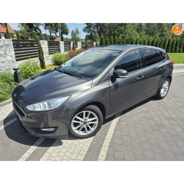 Ford Focus - 1.5tdci  navi bezwypadkowy alufegi pdc