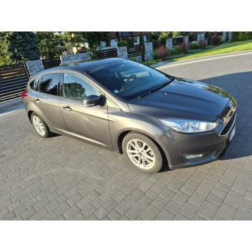 Ford Focus  Hatchback 2017,  1.6 diesel - Na sprzedaż za 32 900 zł - Drelów - zdjęcie 4