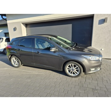 Ford Focus  Hatchback 2017,  1.6 diesel - Na sprzedaż za 32 900 zł - Drelów - zdjęcie 8