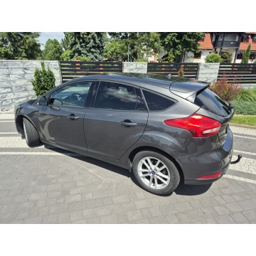Ford Focus  Hatchback 2017,  1.6 diesel - Na sprzedaż za 32 900 zł - Drelów - zdjęcie 9