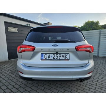Ford Focus  Kombi 2021,  1.0 benzyna - Na sprzedaż za 48 800 zł - Gdynia - zdjęcie 3