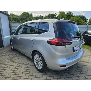 Opel Zafira  Minivan/Van 2017,  2.0 diesel - Na sprzedaż za 38 800 zł - Gdynia - zdjęcie 2