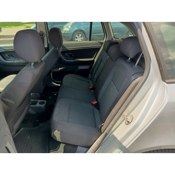 Skoda Fabia  Kombi 2011,  1.6 diesel - Na sprzedaż za 5 200,00 zł - Tarnów - zdjęcie 6