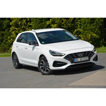 Hyundai i30  Hatchback 2021,  1.6 diesel, automat - Na sprzedaż za 54 900 zł - Ostrów Mazowiecka - zdjęcie 9