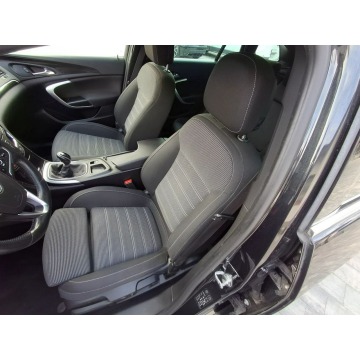 Opel Insignia  Kombi 2016,  1.6 benzyna - Na sprzedaż za 37 900 zł - Stare Budy - zdjęcie 12