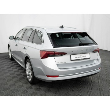 Skoda Octavia  Kombi 2022,  2.0 diesel, automat - Na sprzedaż za 81 850 zł - Gdynia - zdjęcie 4