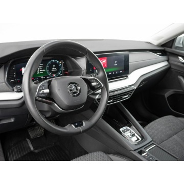 Skoda Octavia  Kombi 2022,  2.0 diesel, automat - Na sprzedaż za 81 850 zł - Gdynia - zdjęcie 6