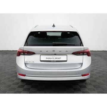 Skoda Octavia  Kombi 2022,  2.0 diesel, automat - Na sprzedaż za 81 850 zł - Gdynia - zdjęcie 8