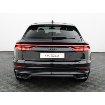 Audi Q8  SUV 2023,  3.0 diesel, automat - Na sprzedaż za 284 850 zł - Gdynia - zdjęcie 8