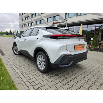 Toyota C-HR  SUV 2024,  1.8 hybryda, automat - Na sprzedaż za 99 999 zł - Balice - zdjęcie 6