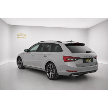 Skoda Superb  Kombi 2021,  2.0 diesel, automat - Na sprzedaż za 124 900 zł - Pozowice - zdjęcie 10