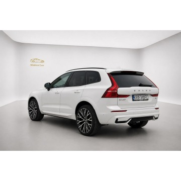 Volvo   SUV 2022,  2.0 benzyna, automat - Na sprzedaż za 179 900 zł - Pozowice - zdjęcie 4