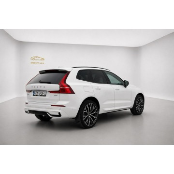 Volvo   SUV 2022,  2.0 benzyna, automat - Na sprzedaż za 179 900 zł - Pozowice - zdjęcie 8