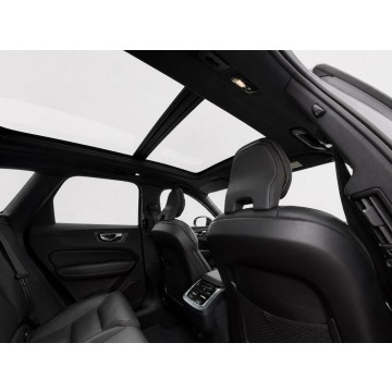 Volvo   SUV 2022,  2.0 benzyna, automat - Na sprzedaż za 179 900 zł - Pozowice - zdjęcie 11