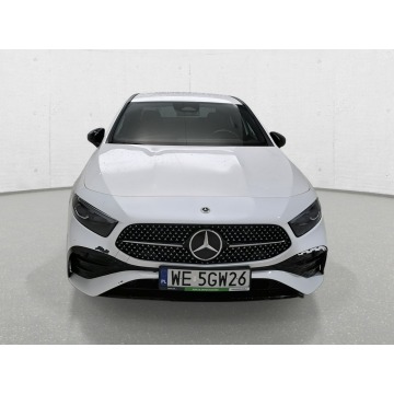 Mercedes - Benz A-klasa  Sedan/Limuzyna 2023,  1.3 diesel, automat - Na sprzedaż za 127 736 zł - Komorniki - zdjęcie 2