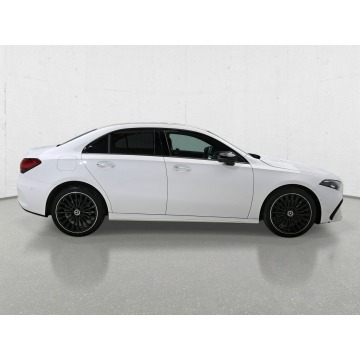 Mercedes - Benz A-klasa  Sedan/Limuzyna 2023,  1.3 diesel, automat - Na sprzedaż za 127 736 zł - Komorniki - zdjęcie 8
