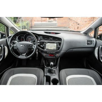 Kia Ceed  Kombi 2015,  1.6 diesel - Na sprzedaż za 24 700 zł - Zwoleń - zdjęcie 5
