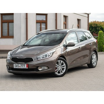 Kia Ceed  Kombi 2015,  1.6 diesel - Na sprzedaż za 24 700 zł - Zwoleń - zdjęcie 11
