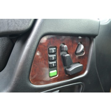 Mercedes - Benz G-klasa  Terenowy 2002,  5.0 benzyna, automat - Na sprzedaż za 166 900 zł - Częstochowa - zdjęcie 6