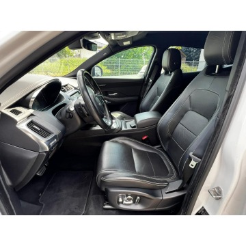 Jaguar E-PACE  SUV 2019,  2.0 diesel, automat - Na sprzedaż za 99 900 zł - Baranowo - zdjęcie 10
