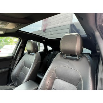 Jaguar E-PACE  SUV 2019,  2.0 diesel, automat - Na sprzedaż za 99 900 zł - Baranowo - zdjęcie 12