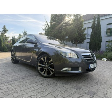 Opel Insignia 2.0 Turbo 220KM | Skóry | Bi-Ksenon | Manual |