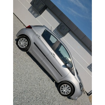 Toyota Yaris  Hatchback 2015,  1.0 benzyna - Na sprzedaż za 25 500 zł - Miękinia - zdjęcie 7