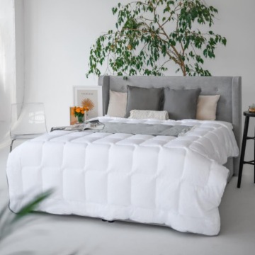 Kołdra Lyocell Hilding 220x200 cm, Całoroczna 60% Lyocell / 40% włókno poliestrowe, antyalergiczna