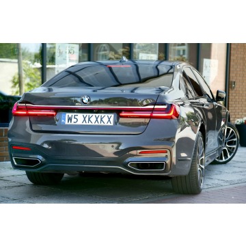 BMW Seria 7  Sedan/Limuzyna 2019,  3.0 diesel, automat - Na sprzedaż za 167 900 zł - Świebodzin - zdjęcie 9