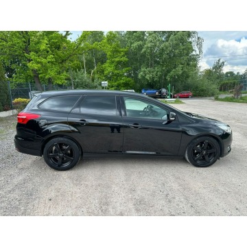 Ford Focus  Kombi 2014,  1.6 diesel - Na sprzedaż za 22 900 zł - Starowa Góra - zdjęcie 8