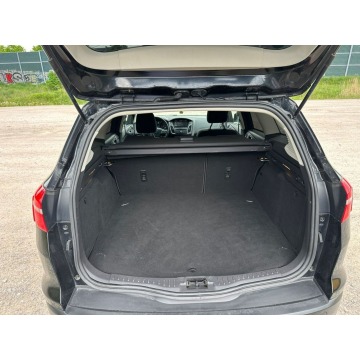 Ford Focus  Kombi 2014,  1.6 diesel - Na sprzedaż za 22 900 zł - Starowa Góra - zdjęcie 11
