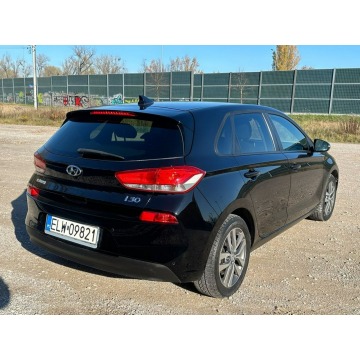 Hyundai i30  Liftback 2018,  1.4 benzyna+LPG, automat - Na sprzedaż za 47 900 zł - Starowa Góra - zdjęcie 12