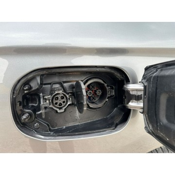 Mitsubishi Outlander  Kombi 2018,  2.0 hybryda, automat - Na sprzedaż za 75 900 zł - Starowa Góra - zdjęcie 11