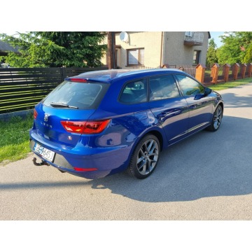 Seat Leon  Kombi 2019,  1.0 benzyna - Na sprzedaż za 41 000 zł - Wojkowice Kościelne - zdjęcie 4