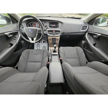 Volvo V40  Hatchback 2015,  2.0 diesel - Na sprzedaż za 28 900 zł - Opoczno - zdjęcie 7