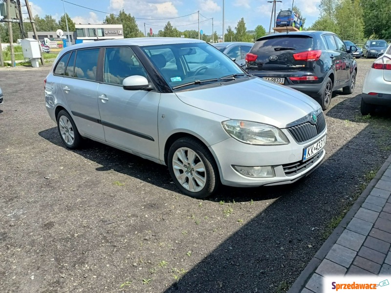 Skoda Fabia  Kombi 2011,  1.6 diesel - Na sprzedaż za 5 200,00 zł - Tarnów