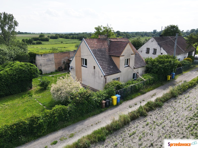Sprzedam dom Opole - ,  pow.  115 m2,  działka:   774 m2