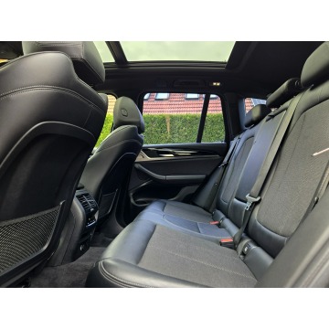 BMW X3  SUV 2018,  2.0 diesel, automat - Na sprzedaż za 79 900 zł - Tychy - zdjęcie 12