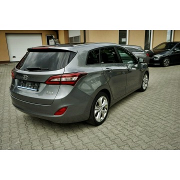 Hyundai i30  Kombi 2014,  1.6 diesel - Na sprzedaż za 24 900 zł - Płock - zdjęcie 7
