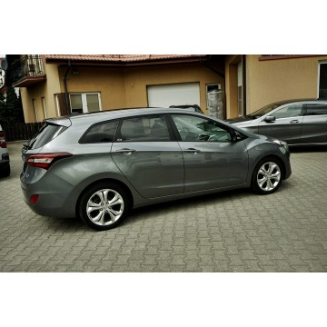 Hyundai i30  Kombi 2014,  1.6 diesel - Na sprzedaż za 24 900 zł - Płock - zdjęcie 6