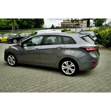Hyundai i30  Kombi 2014,  1.6 diesel - Na sprzedaż za 24 900 zł - Płock - zdjęcie 10