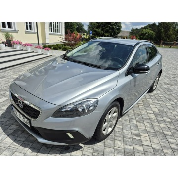 Volvo V40  Hatchback 2014,  1.6 diesel - Na sprzedaż za 35 800 zł - Drelów - zdjęcie 2