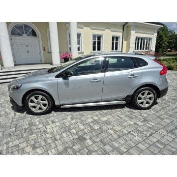 Volvo V40  Hatchback 2014,  1.6 diesel - Na sprzedaż za 35 800 zł - Drelów - zdjęcie 4