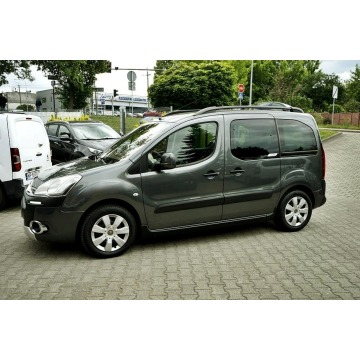 Citroen Berlingo  Kombi 2014,  1.6 diesel - Na sprzedaż za 26 400 zł - Płock - zdjęcie 2