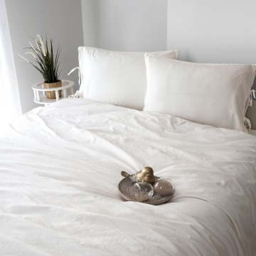 Outlet! Pościel Issimo Pure White Stripe Satin 200x220 + 2szt 50x70 Pure White Stripe Satin 200x220 