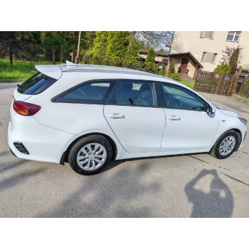 Kia Ceed  Kombi 2021,  1.0 benzyna - Na sprzedaż za 42 700 zł - Chrzanów - zdjęcie 11