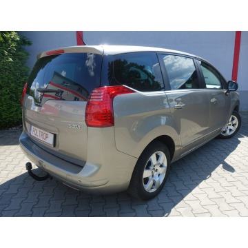 Peugeot 5008  Minivan/Van 2016,  1.2 benzyna - Na sprzedaż za 34 900 zł - Częstochowa - zdjęcie 8