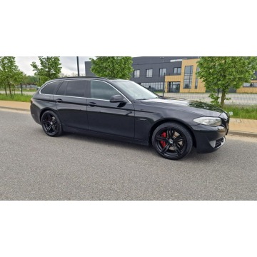 BMW Seria 5  Kombi 2010,  3.0 diesel, automat - Na sprzedaż za 28 400 zł - Pabianice - zdjęcie 3