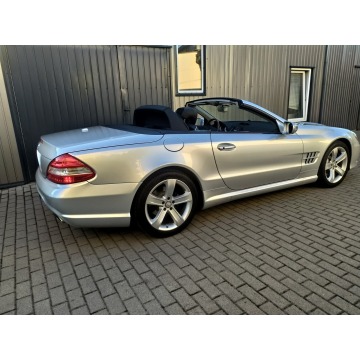 Mercedes - Benz SL-klasa  Kabriolet 2009,  5.5 benzyna, automat - Na sprzedaż za 109 500 zł - Strzała - zdjęcie 8